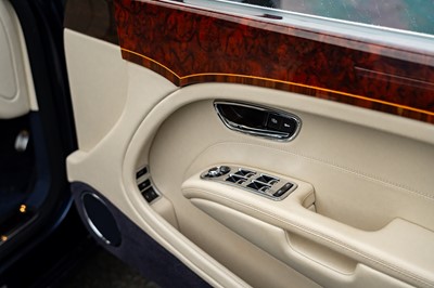 Lot 2013 Bentley Mulsanne