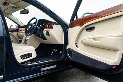 Lot 2013 Bentley Mulsanne