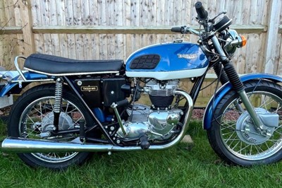 Lot 1973 Triumph TR6R Tiger