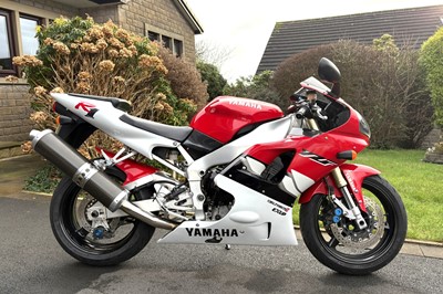 Lot 1999 Yamaha YZF-R1
