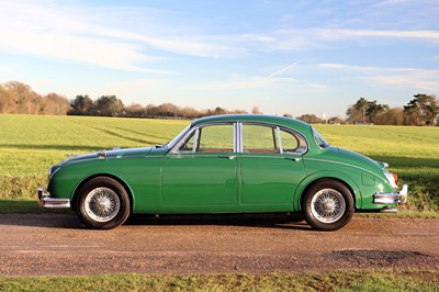 Lot 1961 Jaguar MkII 3.8