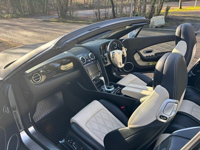 Lot 2013 Bentley Continental GTC