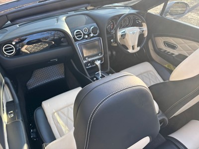 Lot 2013 Bentley Continental GTC