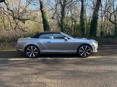 Lot 2013 Bentley Continental GTC
