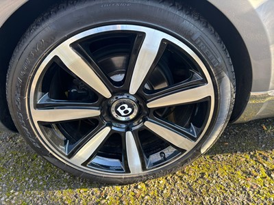 Lot 2013 Bentley Continental GTC