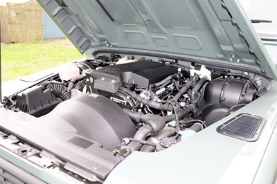 Lot 2015 Land Rover Defender 90 Pick-Up