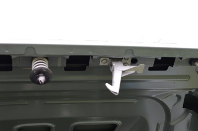 Lot 2015 Land Rover Defender 90 Pick-Up