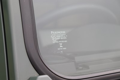 Lot 2015 Land Rover Defender 90 Pick-Up