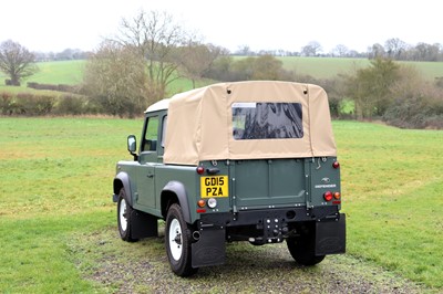 Lot 2015 Land Rover Defender 90 Pick-Up