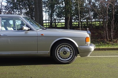 Lot 1997 Rolls-Royce Silver Dawn