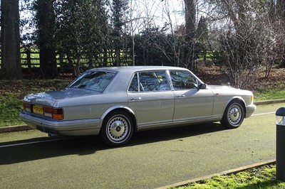 Lot 1997 Rolls-Royce Silver Dawn