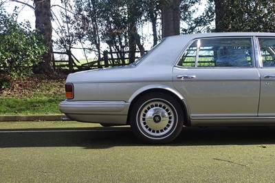 Lot 1997 Rolls-Royce Silver Dawn