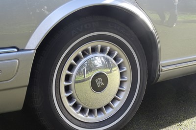 Lot 1997 Rolls-Royce Silver Dawn