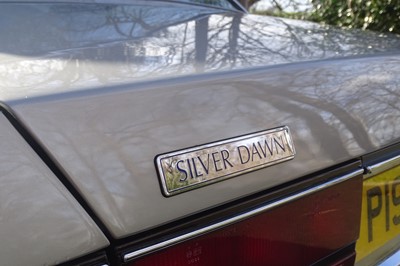 Lot 1997 Rolls-Royce Silver Dawn