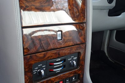 Lot 1997 Rolls-Royce Silver Dawn