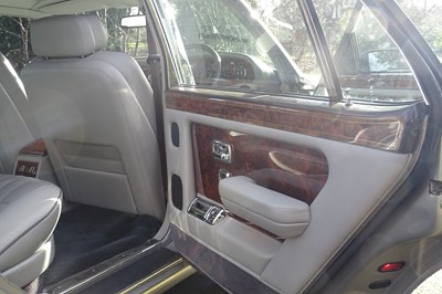 Lot 1997 Rolls-Royce Silver Dawn