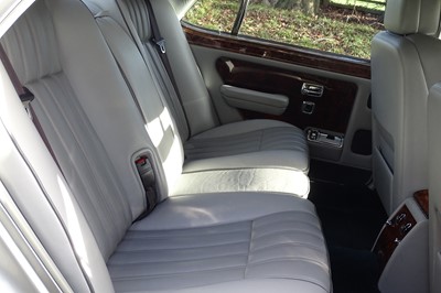 Lot 1997 Rolls-Royce Silver Dawn