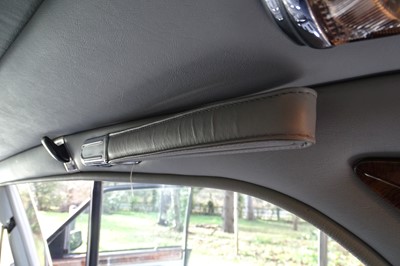 Lot 1997 Rolls-Royce Silver Dawn