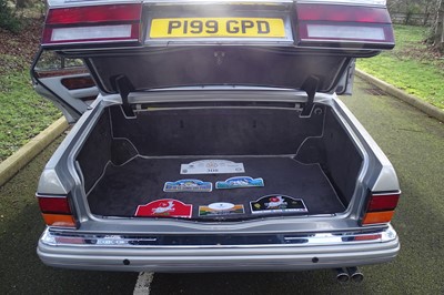 Lot 1997 Rolls-Royce Silver Dawn