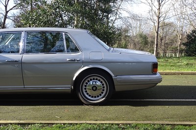 Lot 1997 Rolls-Royce Silver Dawn