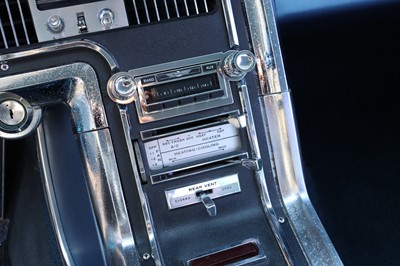 Lot 1965 Ford Thunderbird