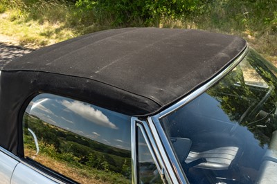 Lot 1977 Peugeot 504 V6 Cabriolet