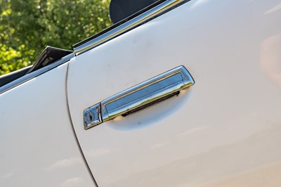 Lot 1977 Peugeot 504 V6 Cabriolet