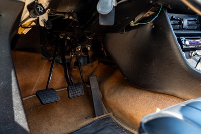 Lot 1977 Peugeot 504 V6 Cabriolet