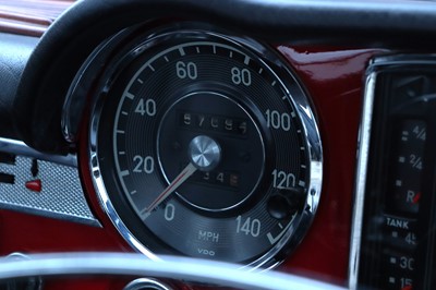 Lot 1970 Mercedes-Benz 280SL