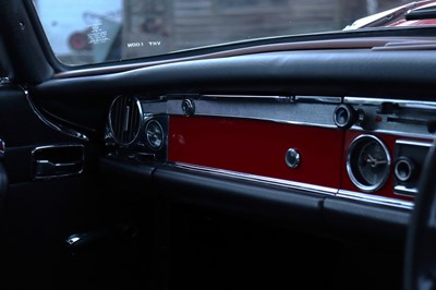 Lot 1970 Mercedes-Benz 280SL