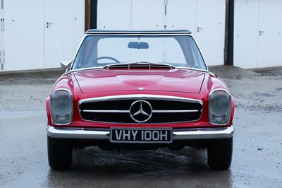 Lot 1970 Mercedes-Benz 280SL