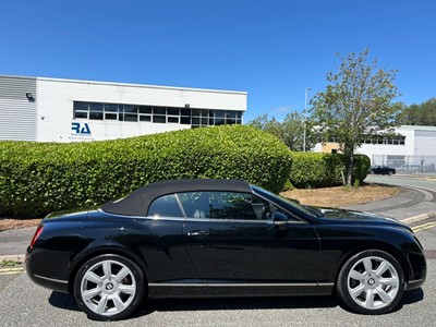 Lot 2007 Bentley Continental GTC