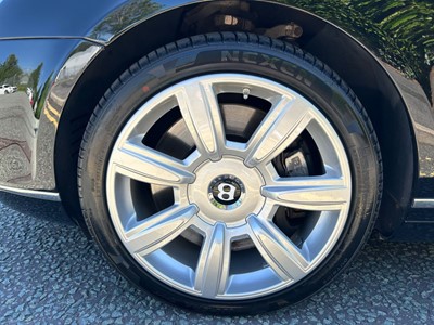 Lot 2007 Bentley Continental GTC