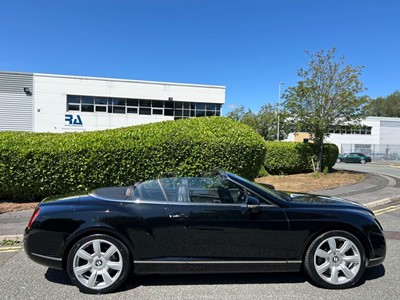Lot 2007 Bentley Continental GTC