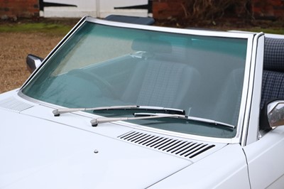 Lot 1988 Mercedes-Benz 300 SL