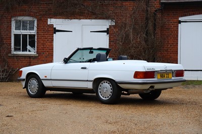 Lot 1988 Mercedes-Benz 300 SL