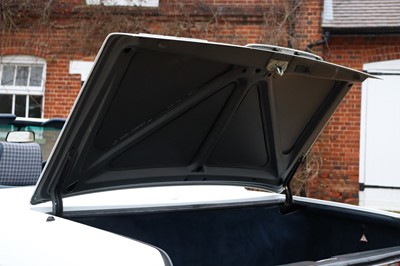 Lot 1988 Mercedes-Benz 300 SL