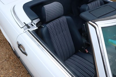 Lot 1988 Mercedes-Benz 300 SL