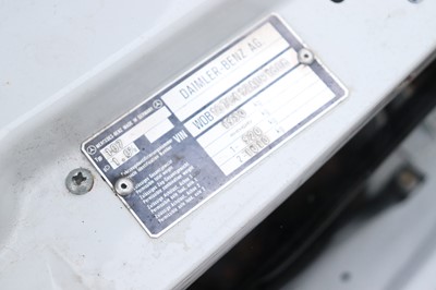 Lot 1988 Mercedes-Benz 300 SL