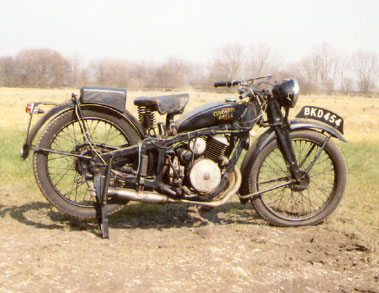Lot 13 - 1936 Coventry Eagle