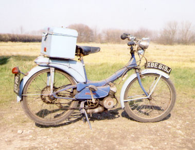 Lot 20 - 1971 Raleigh Moped