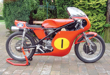 Lot 105 - 2004 Seeley G50 MK2 George Beale Replica