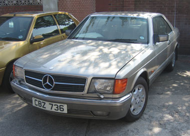 Lot 32 - 1989 Mercedes-Benz 500 SEC