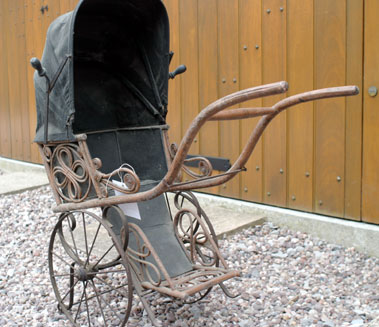 Lot 228 - Perambulator Pram *