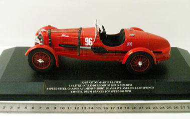Lot 207 - 1934 Aston Martin Ulster 1:18 Scale Model