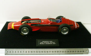 Lot 237 - Maserati 250 F 1:12 Scale Handbuilt Model