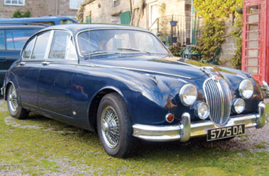 Lot 64 - 1960 Jaguar MK II 3.4 Litre