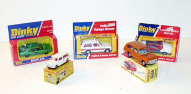 Lot 910 - Boxed Dinky Die-Cast Models