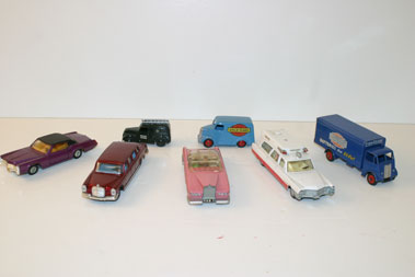Lot 911 - Unboxed Dinky Die-Cast Cars & Commercials
