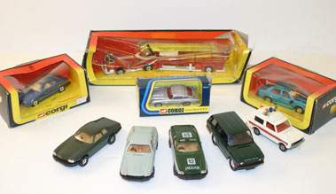 Lot 913 - Corgi Die-Cast Models